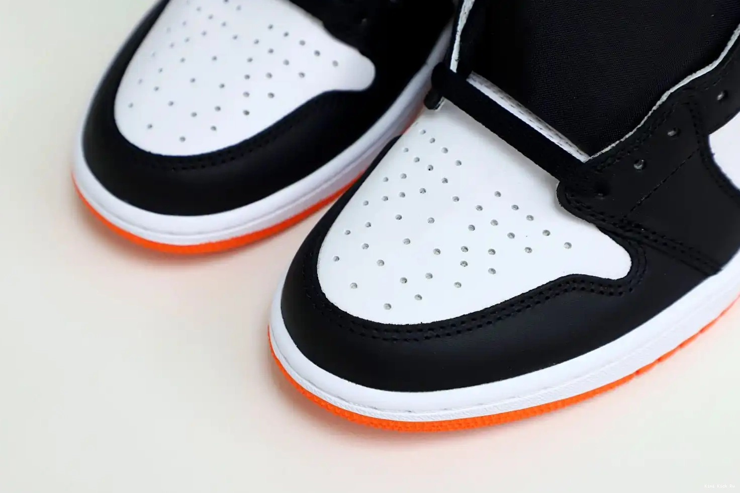 Kimikick 1 Retro Electro Orange' Jordan High Air OG 0606